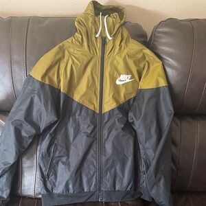 Nike Men's Black and Olive Windbreaker